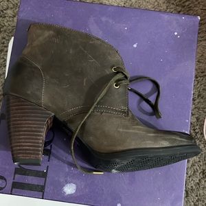 Indigo y Clark Boots